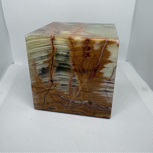 Made in Italy Polished Onyx Marble Cube Sculpture / Vintage Stone Decor - Picture 5 of 13